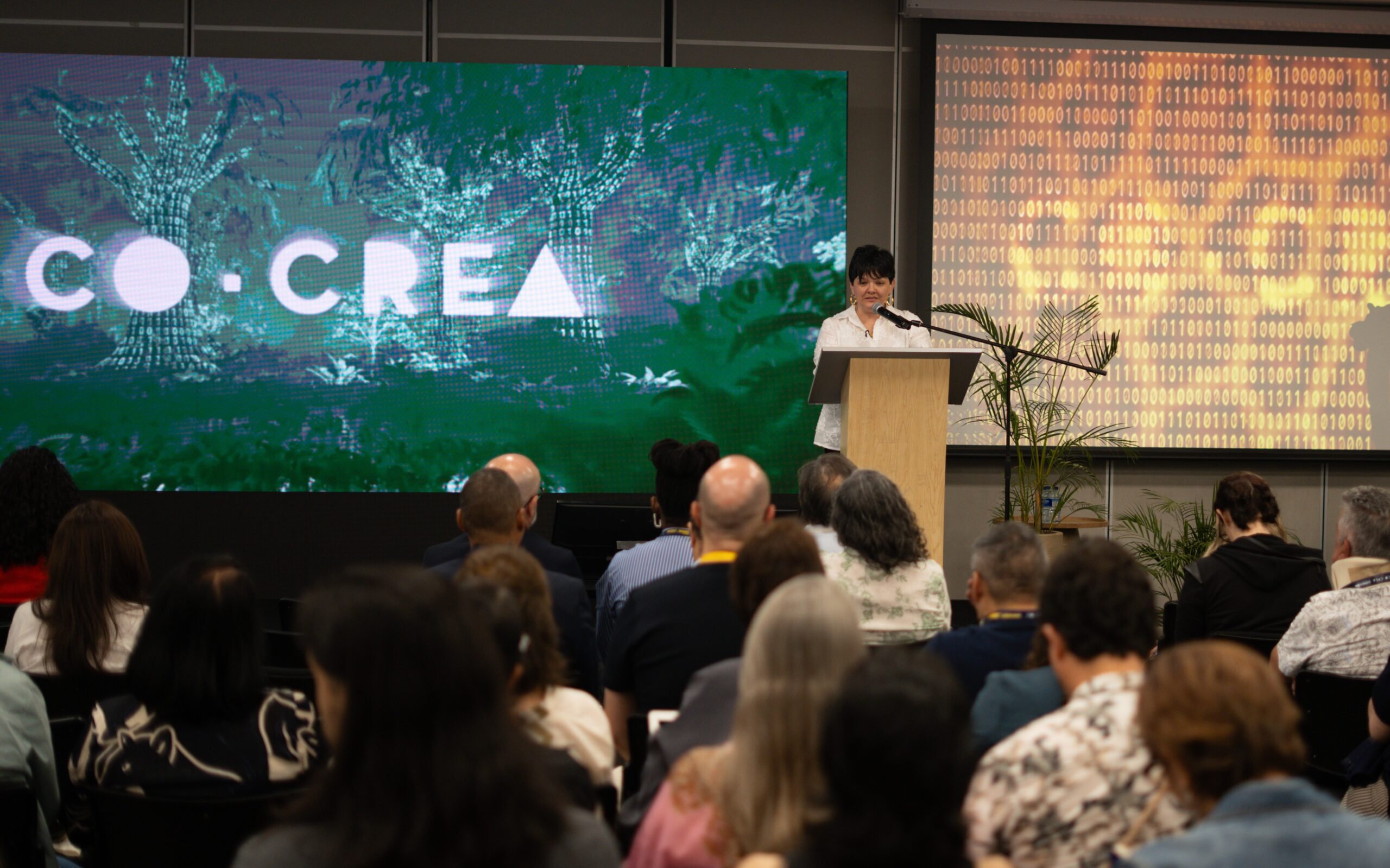 directora_aperturacumbre-2