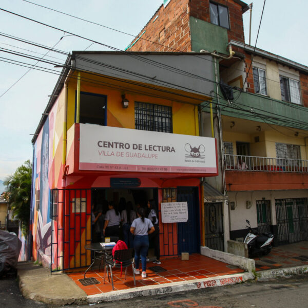 Biblioteca comunitaria de Villa Guadalupe: libros para combatir la violencia